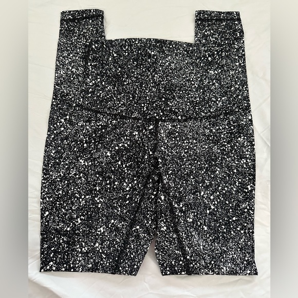 Lululemon/Wunder Under HR splatter Leggings/4 - Picture 3 of 9